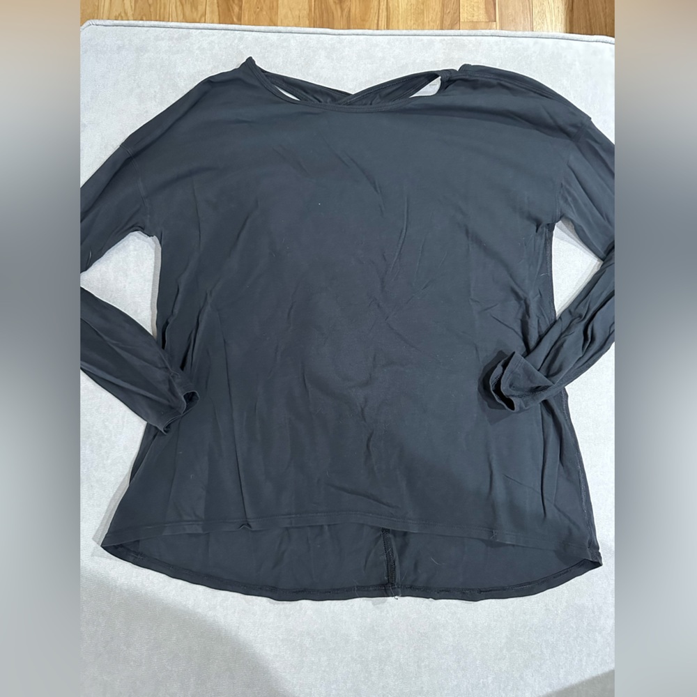 Lululemon long sleeve shirt